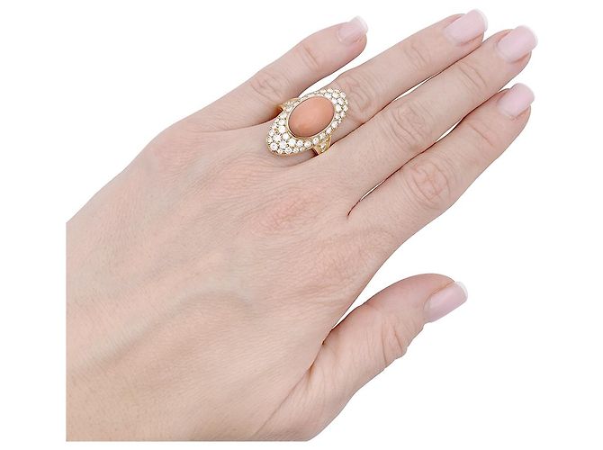 inconnue Anello, oro giallo, corallo pelle d'angelo e diamanti - vista 4