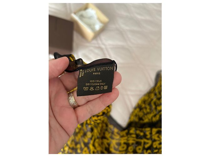 Louis Vuitton Seidenschal Schwarz - Ansicht 3