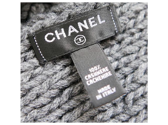 Chanel Archival CC Logo Grobstrickschal aus grauem Kaschmir - Ansicht 4
