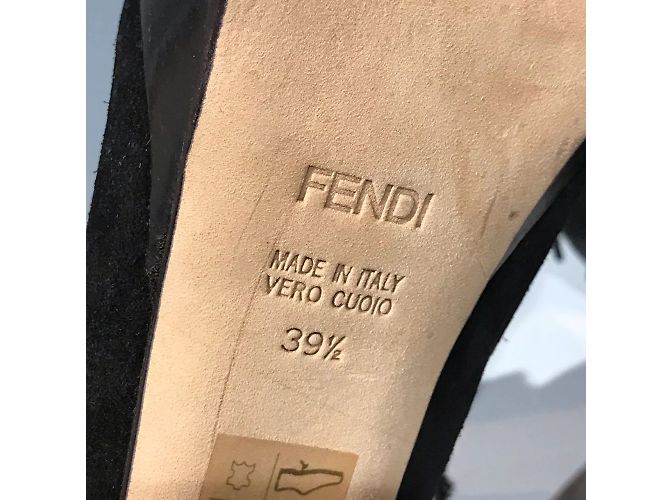 Botas FENDI T.EU 39.5 de ante Negro - vista 7