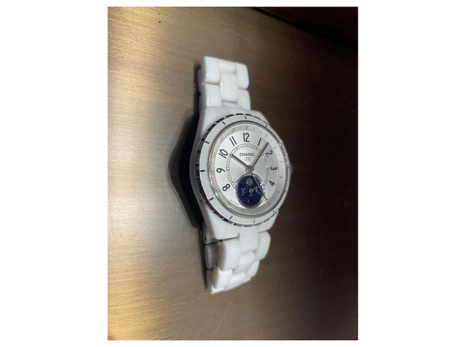 Chanel MOONPHASE White - view 3