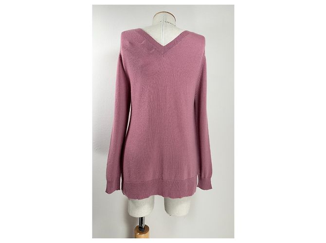 Autre Marque Rosa Kaschmir Pullover mit V Ausschnitt und Rosen Detail Pink - Ansicht 3