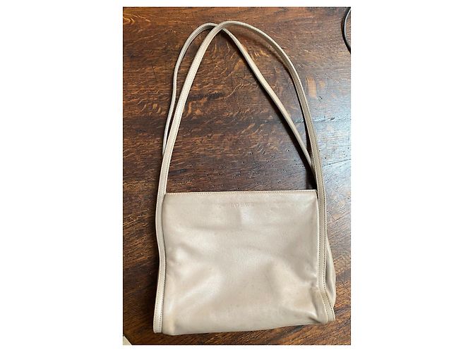 Loewe Handtasche aus Lammfell Dunkelgrau Anthrazitgrau - Ansicht 3