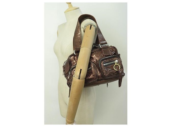 Chloé BOLSA CHLOE BETTY EM BOLSA DE MÃO DE COURO BRONZE PYTHON - vista 3