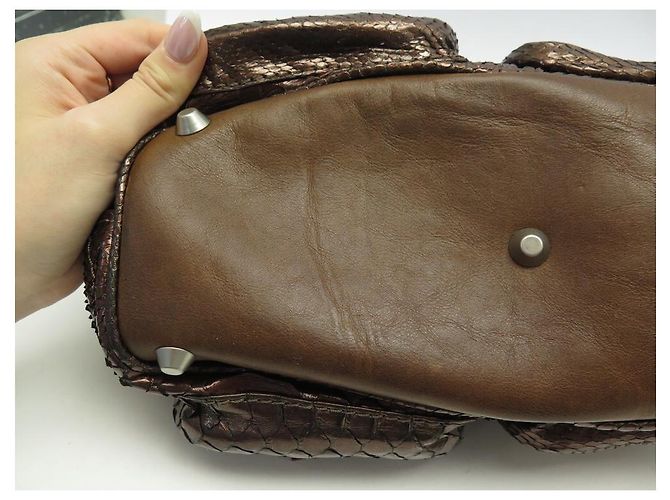 Chloé BOLSA CHLOE BETTY EM BOLSA DE MÃO DE COURO BRONZE PYTHON - vista 7