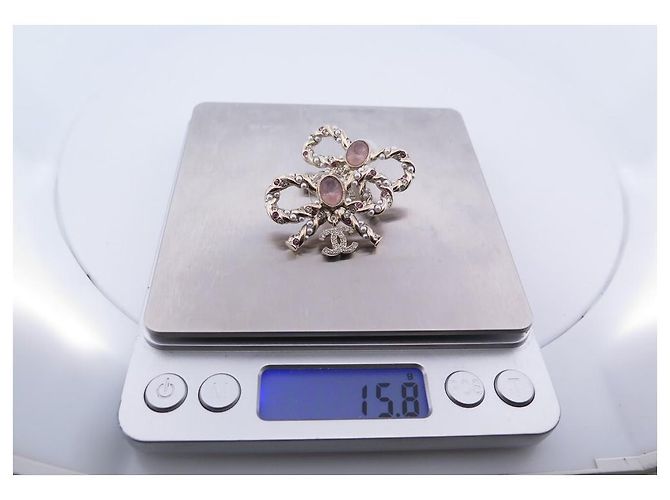 NUOVO ORECCHINO CHANEL LOGO CC ORECCHINI IN METALLO ORO CON FIOCCO E STRASS NUOVO D'oro - vista 4