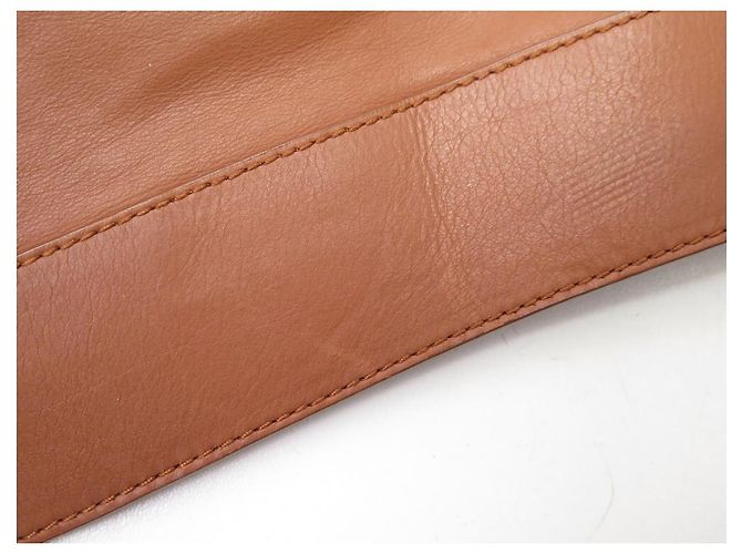 Hermès RARO TOP HALTER HERMES EN CUERO MARRÓN 36 s mirada 18 primavera 2022 Cuero Castaño - vista 14