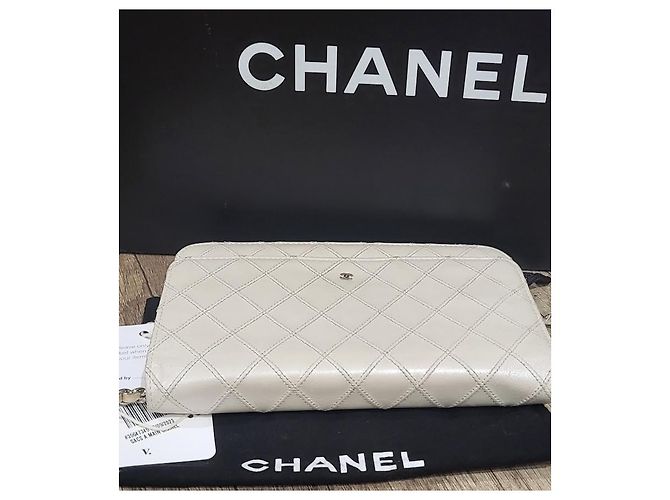Wallet On Chain Chanel BILLETERA CON CADENA BLANCO BEIGE - vista 5