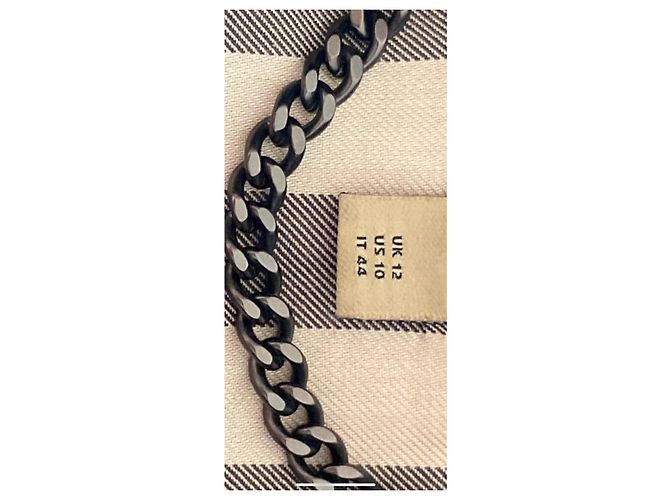 Gabardina de mujer Burberry nueva a estrenar. Negro - vista 4