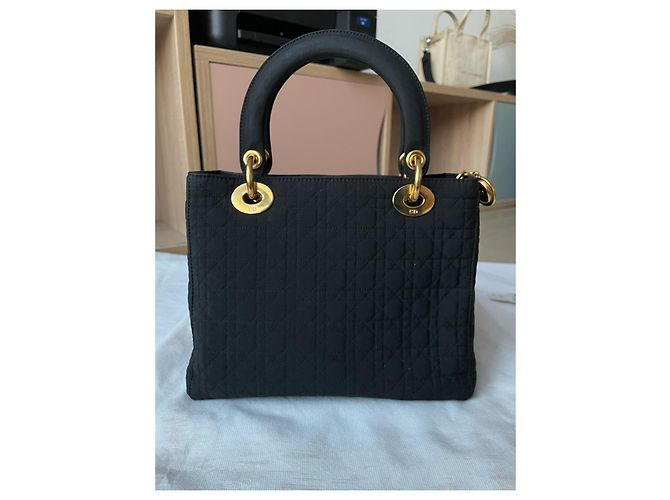Tela média Lady Dior Preto Gold hardware - vista 2