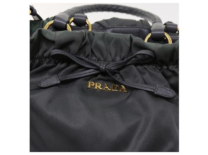 Borsa a mano Prada in nylon 2modo Grigio Auth 54970 Marrone - vista 16
