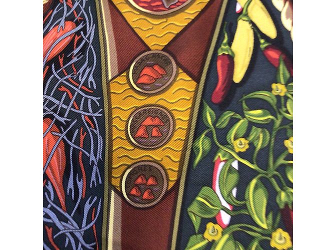 Hermès Hermes rosso / Sciarpa in twill di seta quadrata Hermes Multi Aux Pays des Epices grigio antracite Multicolore - vista 33