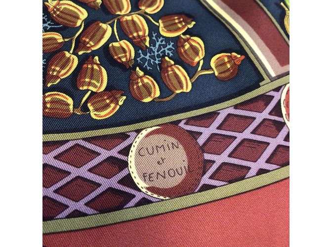 Hermès Hermes rosso / Sciarpa in twill di seta quadrata Hermes Multi Aux Pays des Epices grigio antracite Multicolore - vista 7
