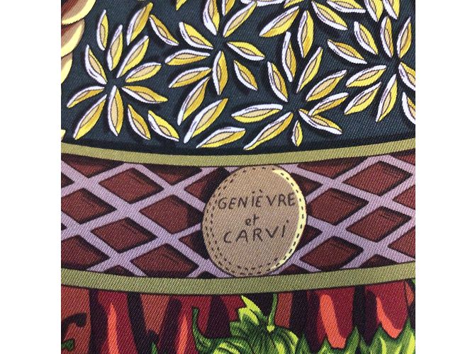 Hermès Hermes rosso / Sciarpa in twill di seta quadrata Hermes Multi Aux Pays des Epices grigio antracite Multicolore - vista 9