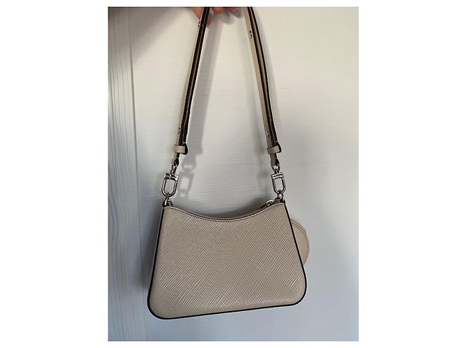 Borsa Louis Vuitton Marellini in pelle Epi quarzo bianco - vista 15