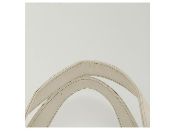 CHANEL Einkaufstasche Caviar Skin White CC Auth bs8320 Weiß - Ansicht 8