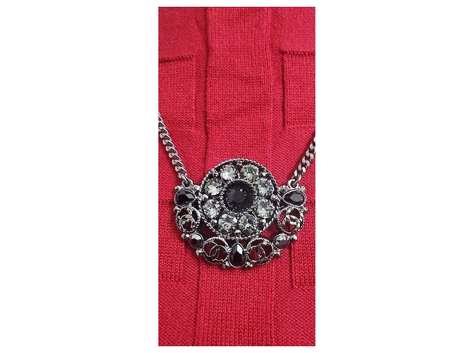 Collana Chanel Medaglione Cabochon Nera e Bianca Nero Argento Bianco Grigio - vista 4