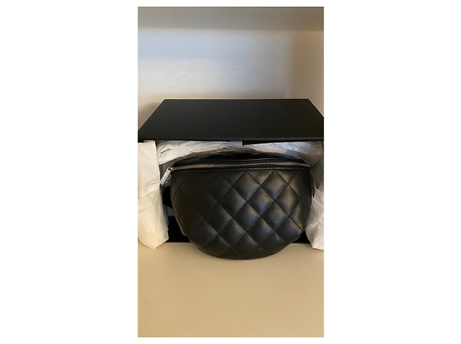 Timeless Esclusivo marsupio Chanel Uniforme Nero - vista 10