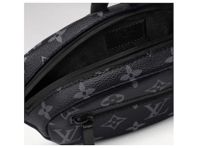 Louis Vuitton Marsupio Catch Monogramma Eclipse Grigio - vista 2