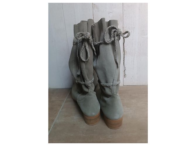 Botas Paul & Joe de piel gris - vista 3