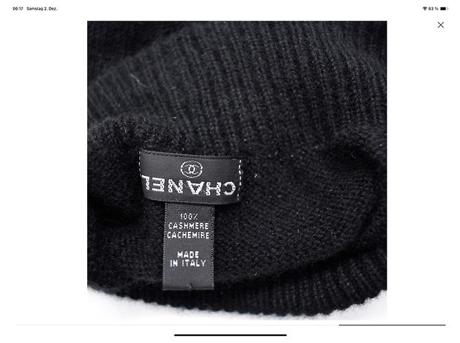 Cappello Chanel in cashmere nero con logo CC - vista 4