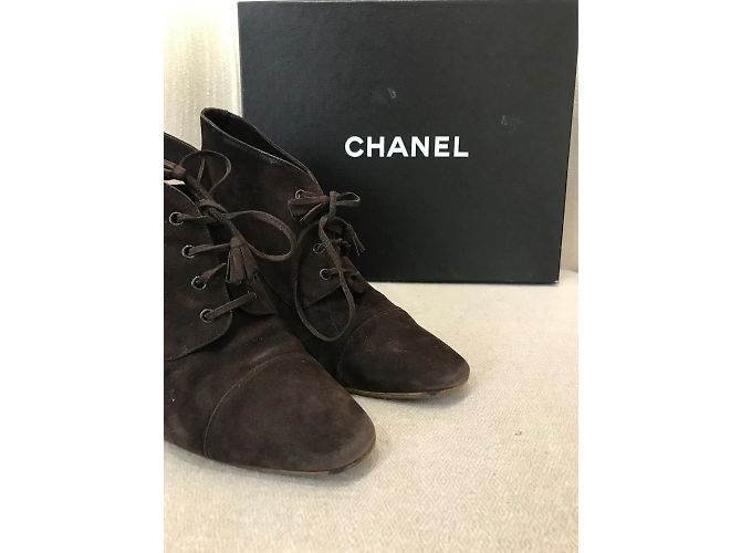 Botines CHANEL T.EU 37.5 de ante Castaño - vista 8