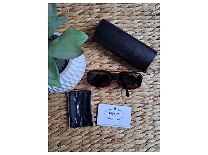 Gafas de sol Prada negras de plástico Negro - vista 2