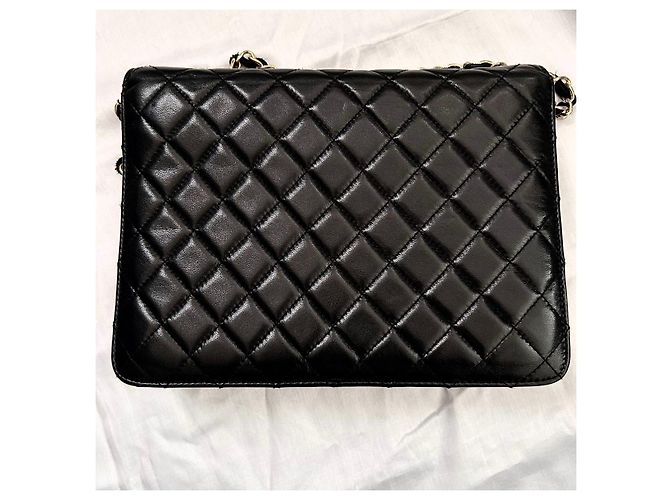 Timeless Borsa Chanel Classic Flap Trapuntata Nera in Pelle Nero - vista 2