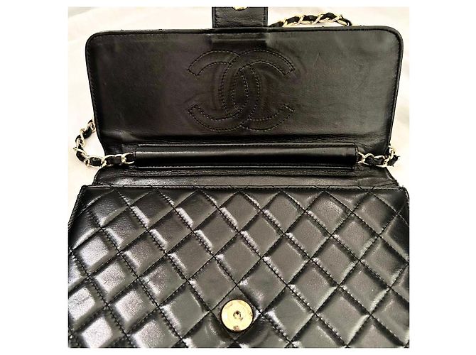 Timeless Borsa Chanel Classic Flap Trapuntata Nera in Pelle Nero - vista 4