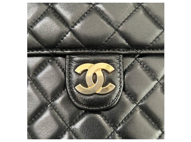 Timeless Borsa Chanel Classic Flap Trapuntata Nera in Pelle Nero - vista 5