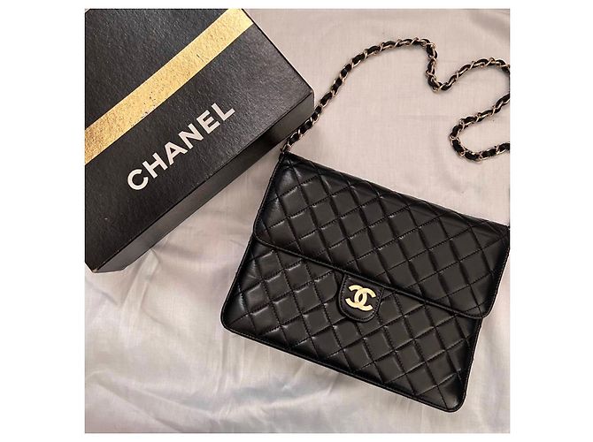 Timeless Borsa Chanel Classic Flap Trapuntata Nera in Pelle Nero - vista 8