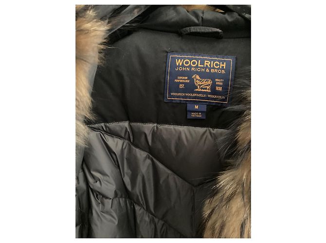 Woolrich Jacke Schwarz mit Fellkapuze Größe M - Ansicht 3
