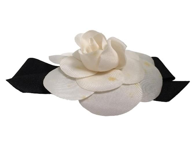 Chanel Camelia Bianco - vista 2