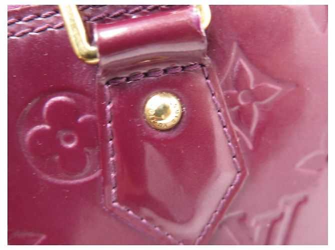 BORSA A MANO LOUIS VUITTON ALMA GM IN PELLE MONOGRAM VERNICE FUCSIA Fuschia - vista 16