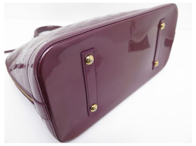 BORSA A MANO LOUIS VUITTON ALMA GM IN PELLE MONOGRAM VERNICE FUCSIA Fuschia - vista 3