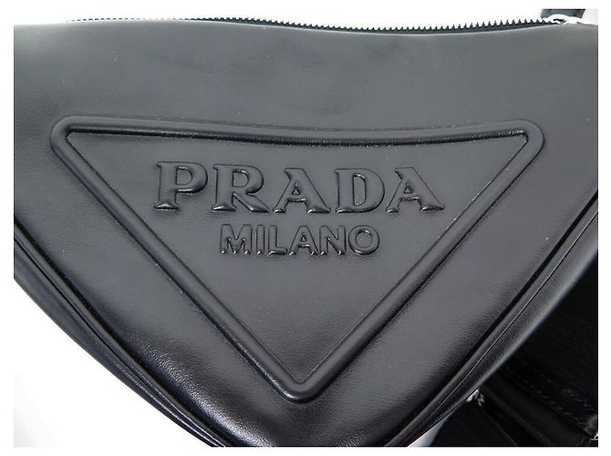 NUOVA BORSA PRADA TRIANGLE BORSA MULTITASCHE 2VH155 BORSA A MANO IN PELLE NERA - vista 13