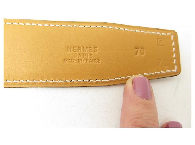 Hermès SELTENE HERMES-GÜRTELGRÖSSE 70 GOLDENER LEDERGÜRTEL MIT VIBRATO-LEDERSCHNALLE Kamel - Ansicht 7