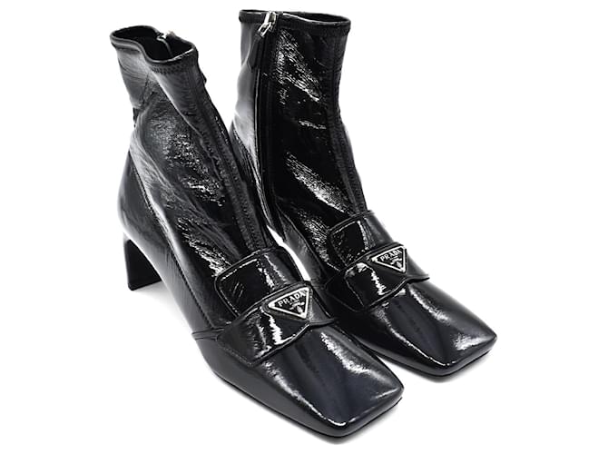 Botines Prada de charol negro - vista 2