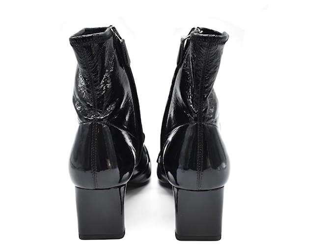 Botines Prada de charol negro - vista 4