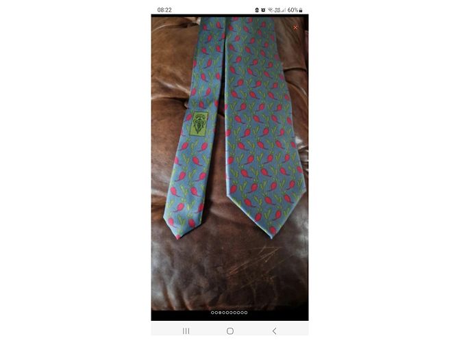 Gucci silk tie very good condition barely worn Blue - view 10