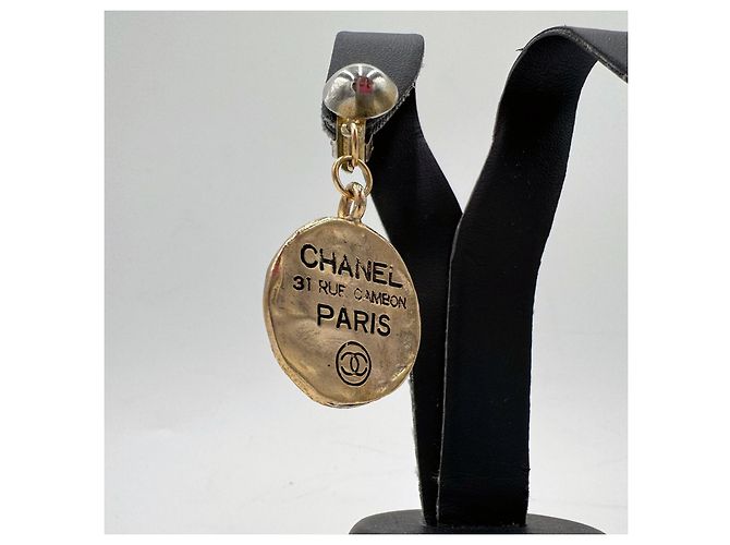 Chanel 1980è l'Oro Martellato 31 Orecchini Rue Cambon Parigi D'oro - vista 5
