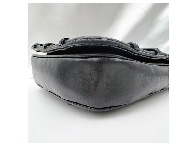 Chanel 19 Bolsa de ombro Chanel Cruise Mini Flap acolchoada com nó de pele de cordeiro Preto - vista 10