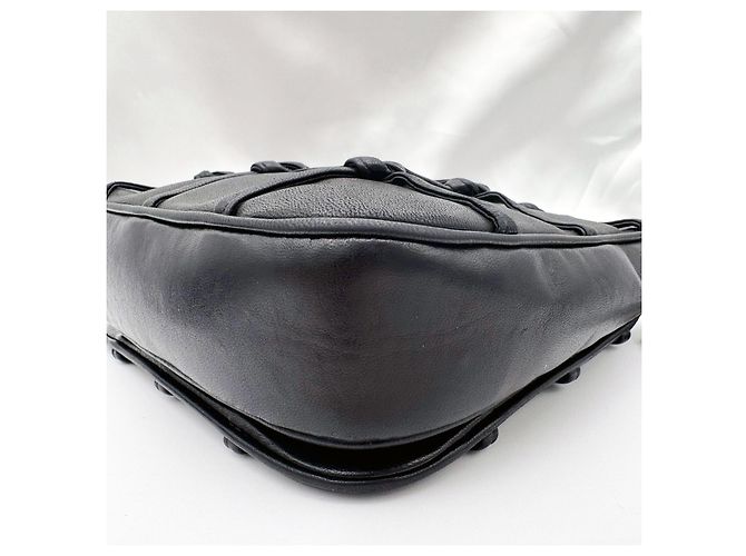 Chanel 19 Bolsa de ombro Chanel Cruise Mini Flap acolchoada com nó de pele de cordeiro Preto - vista 11