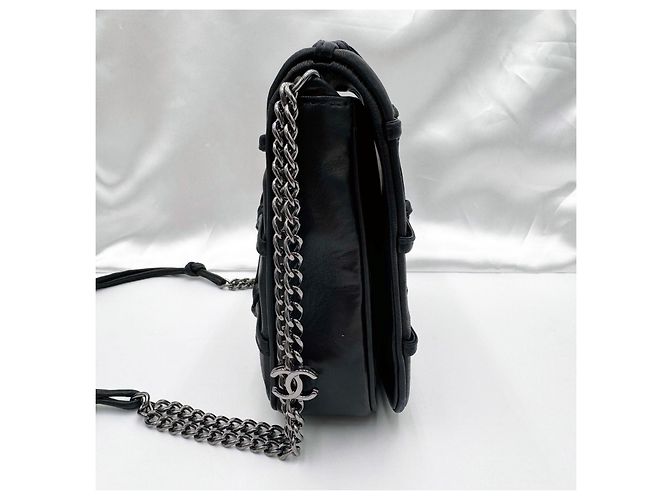 Chanel 19 Bolsa de ombro Chanel Cruise Mini Flap acolchoada com nó de pele de cordeiro Preto - vista 7