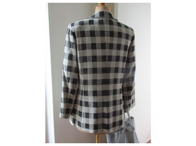 Louis Féraud Wolljacke, Taille 40. Mehrfarben - Ansicht 3