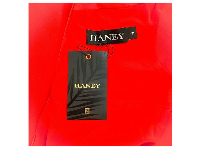 Haney Rotes schulterfreies Kleid - Ansicht 4
