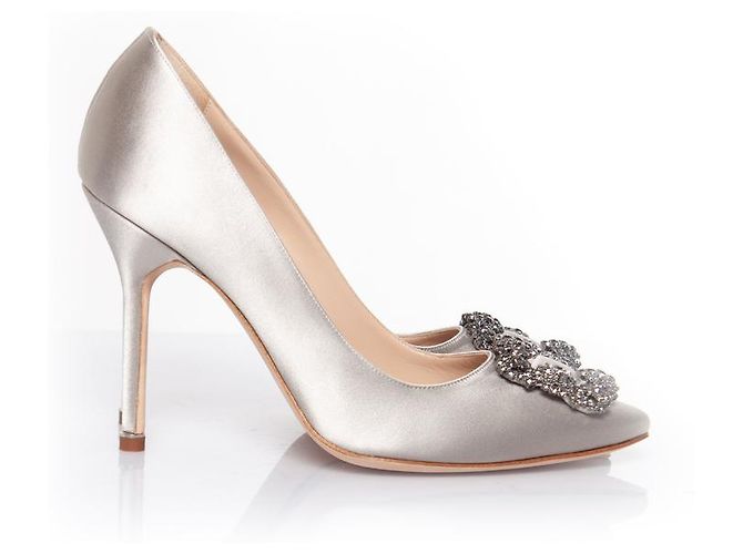 Autre Marque Manolo Blahnik, Décolleté Hangisi in raso Grigio - vista 4