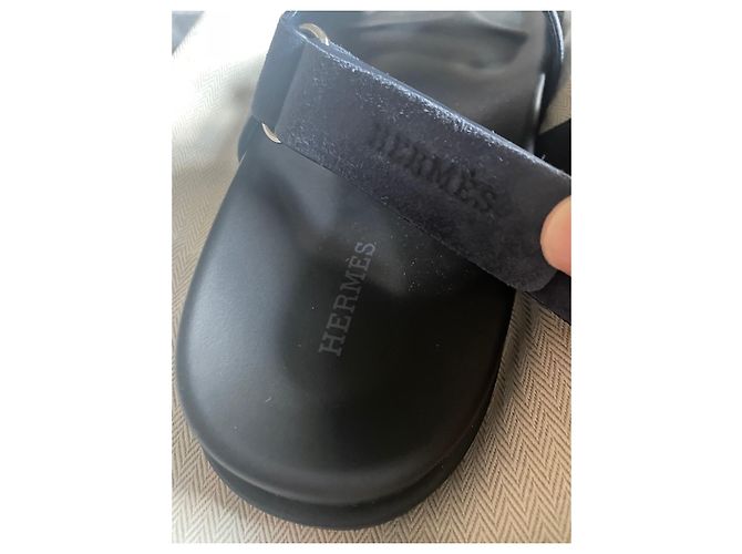 Sandali Hermès Genius Cyprus scamosciato blu navy - vista 2