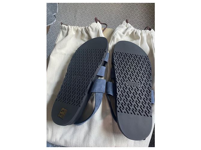 Sandali Hermès Genius Cyprus scamosciato blu navy - vista 6
