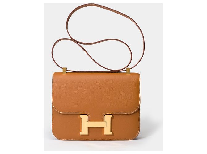 Hermès Sac HERMES Constance en Cuir Doré - 101496 - vue 2